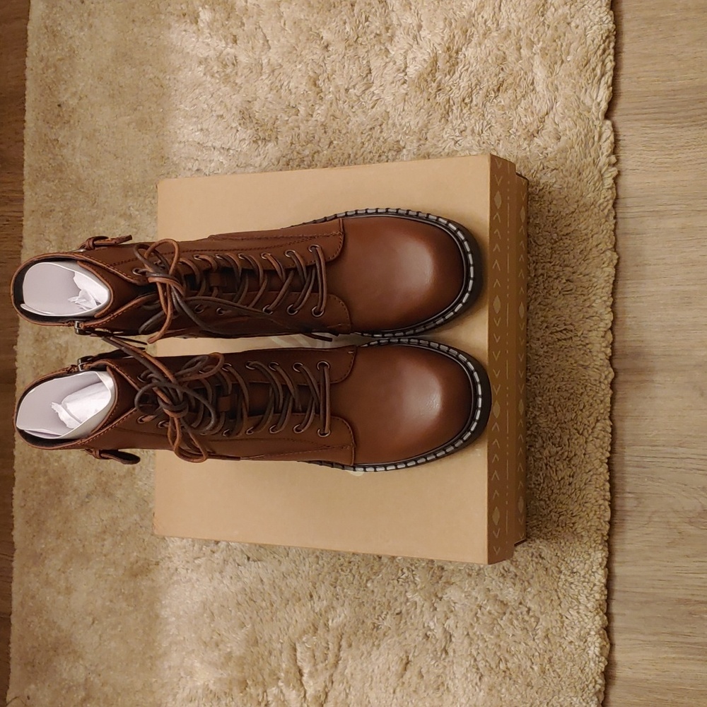 Zodiac Paxton,Brown sy boots